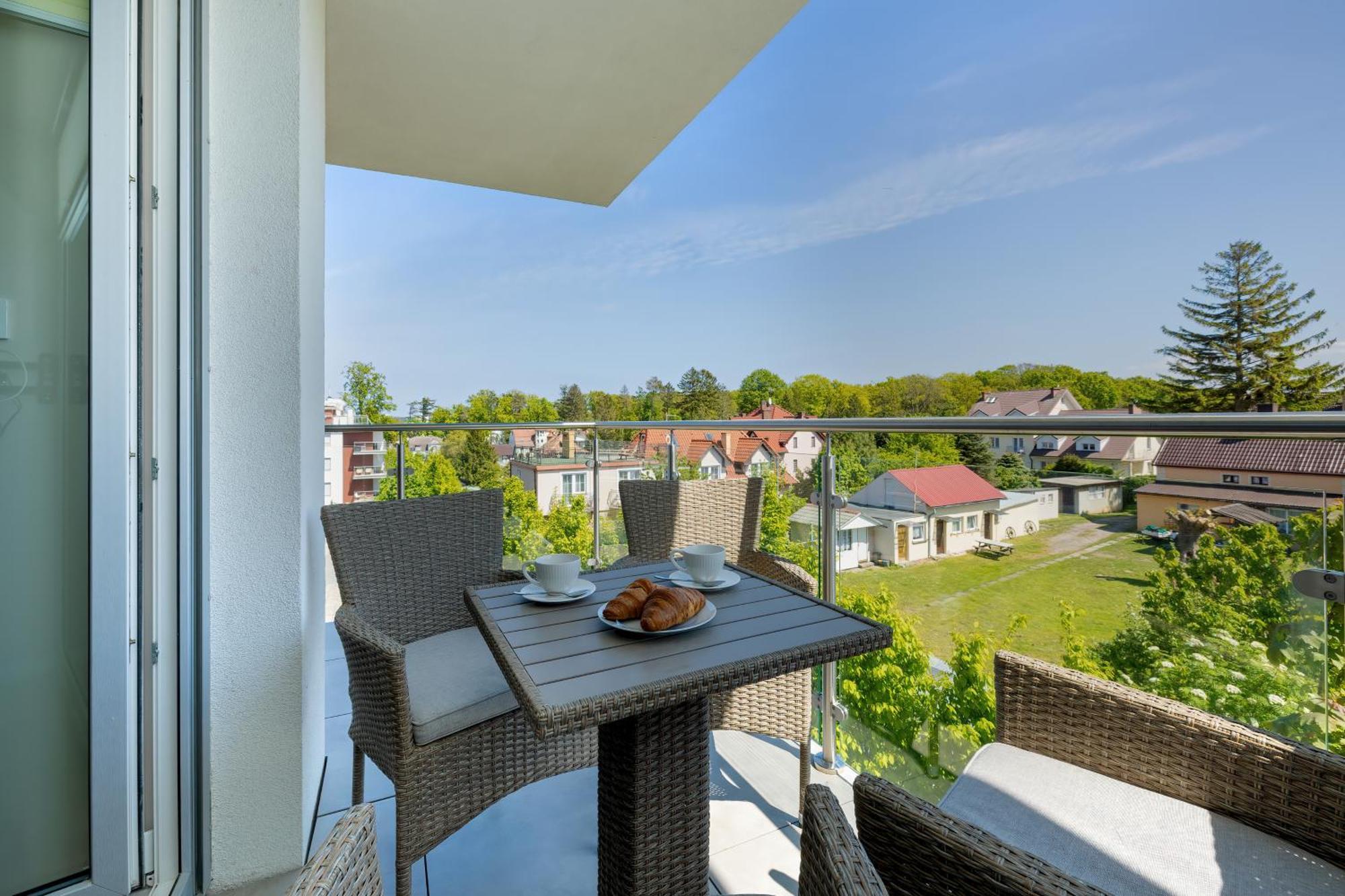 Klifowa Resort With Spa, Fitness & Kids Club By Noclegi Renters 里沃 外观 照片
